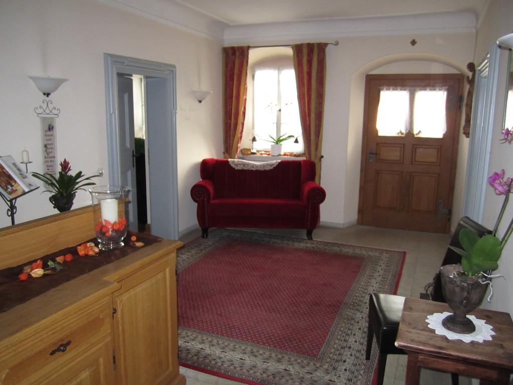 Der Patrizierhof - Weingut Gasthof Hotel - Familie Grebner Grosslangheim المظهر الخارجي الصورة