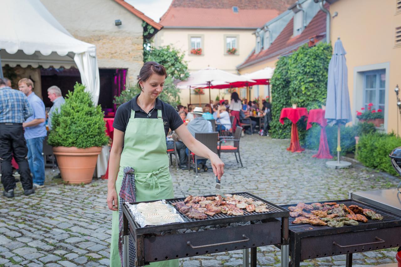 Der Patrizierhof - Weingut Gasthof Hotel - Familie Grebner Grosslangheim المظهر الخارجي الصورة